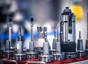 微米级精工，智擎驱动未来 吉利智擎技术深度解析与推广展望